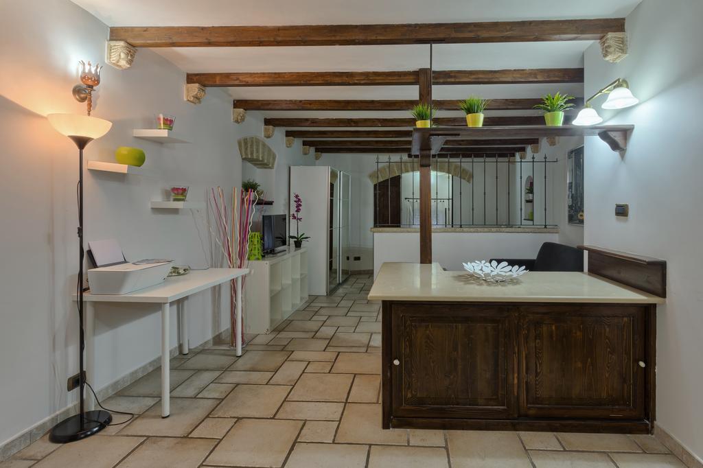 バーリDue Passi Dal Borgo Anticoアパートメント 部屋 写真