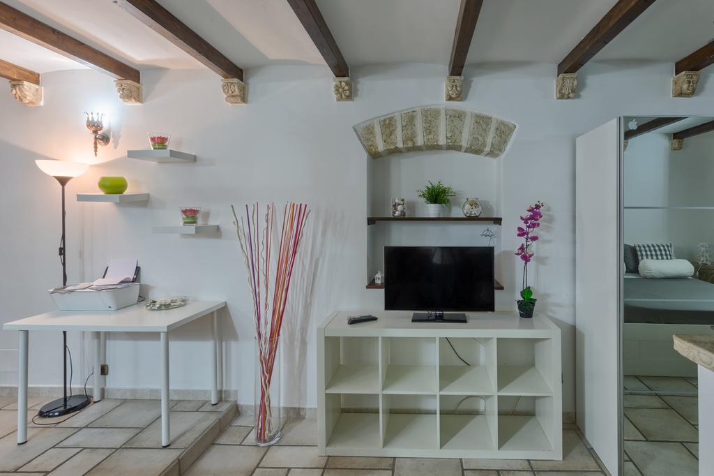 バーリDue Passi Dal Borgo Anticoアパートメント 部屋 写真